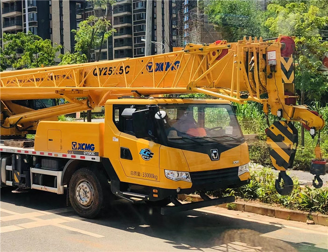 株洲市大件设备吊装租赁吊车