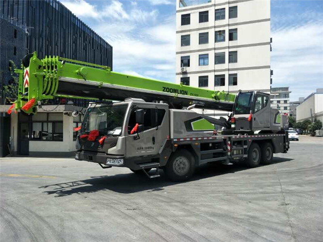 株洲市随车吊师傅告诉你租赁随车吊车如何区分吨位