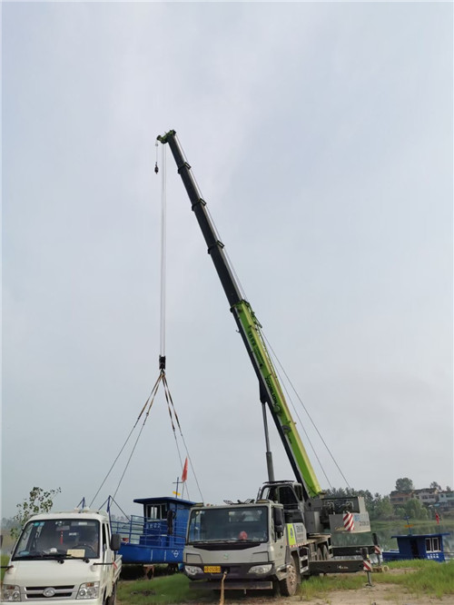 株洲市桥梁建设吊装案例